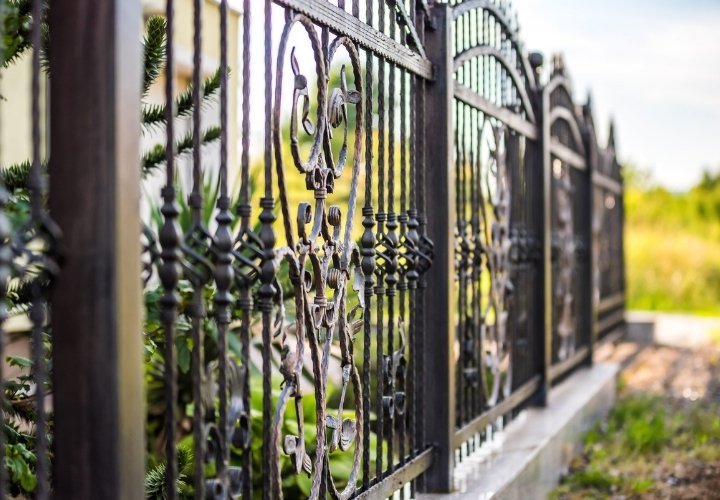 What are the Most Popular Wrought Iron Designs for Railings and Fences?